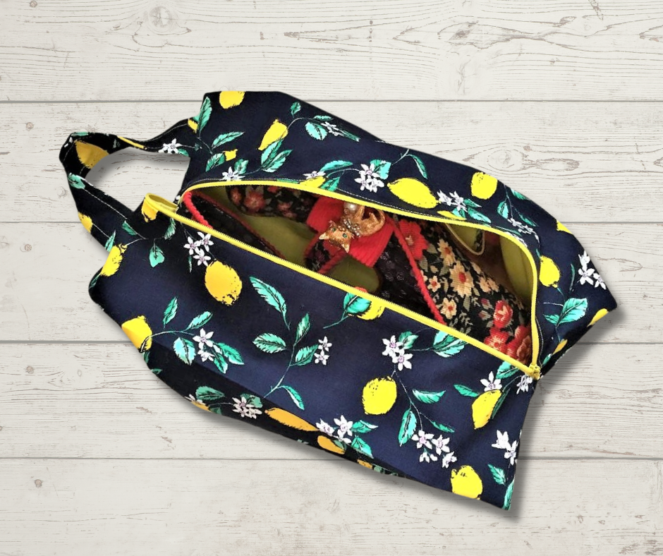 Shoe bag, toiletry bag, travel bag, holiday bag, reusable gift bags, make up bag, holiday accessories, Lemons