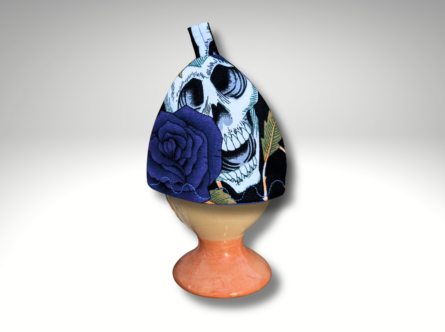 Egg Cosy, Skulls, Kitchen accessories, housewarming, Gothic