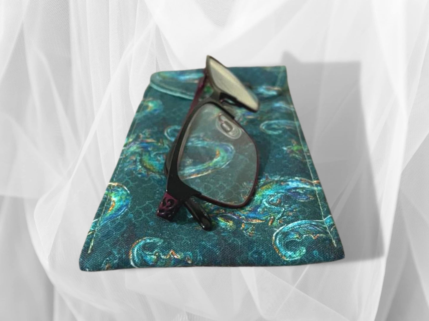Glasses case, sunglasses case, fathers day gift, soft padded glasses case, soft pouch, Dragons, mothers day gift