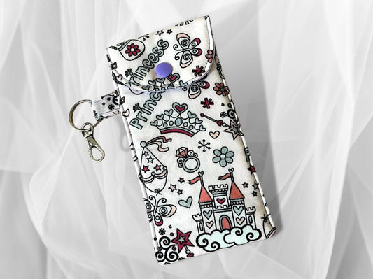 Childrens glasses case, kids sunglasses case, princess case, soft padded glasses case, soft pouch, girls sunglasses case