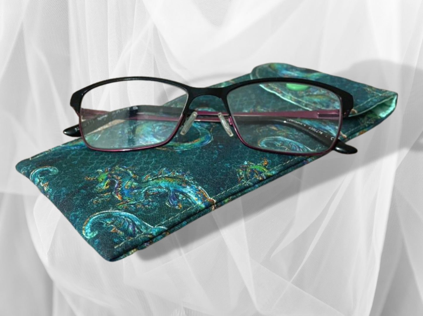 Glasses case, sunglasses case, fathers day gift, soft padded glasses case, soft pouch, Dragons, mothers day gift