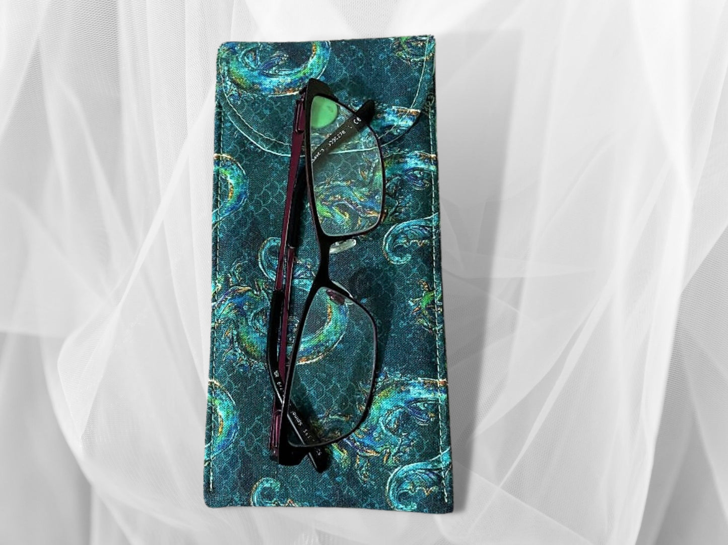 Glasses case, sunglasses case, fathers day gift, soft padded glasses case, soft pouch, Dragons, mothers day gift