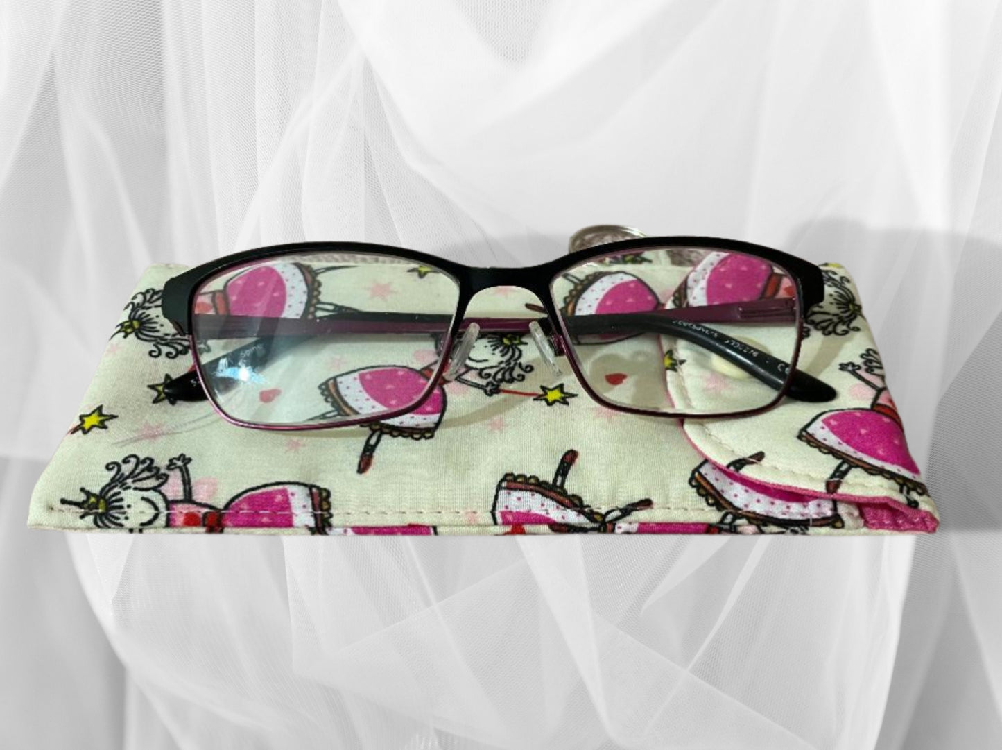 Childrens glasses case, kids sunglasses case, soft padded glasses case, soft pouch, girls sunglasses case